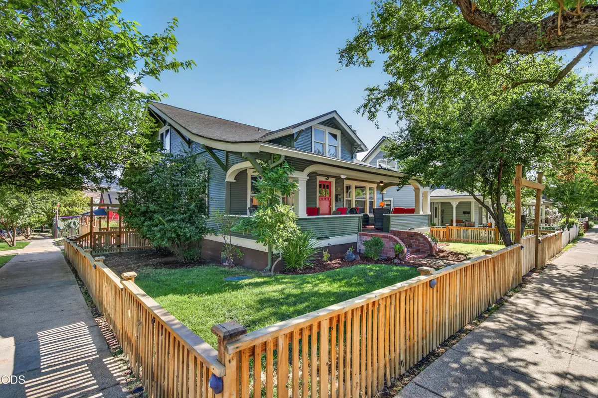 311 B Street, Ashland, OR 97520 - #1