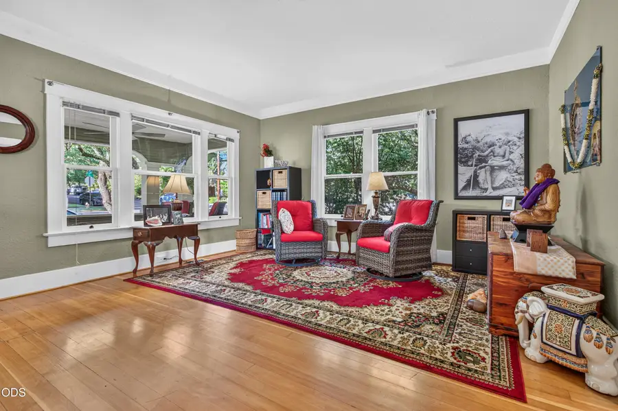 311 B Street, Ashland, OR 97520 - #3