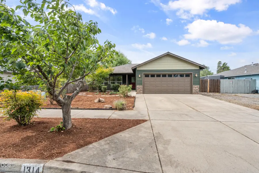1314 Andrew Drive, Medford, OR 97501 - #3