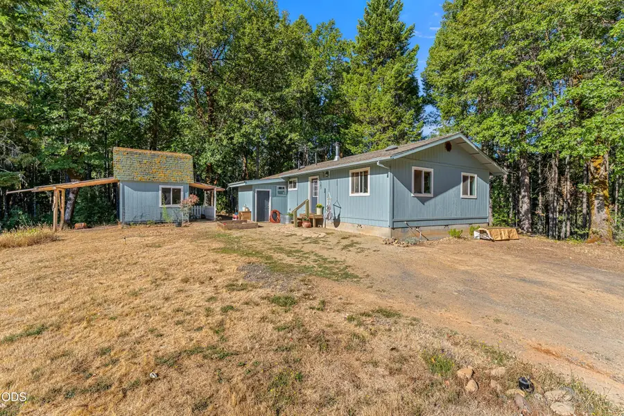1587 Arrowhead Drive, Obrien, OR 97534 - #2
