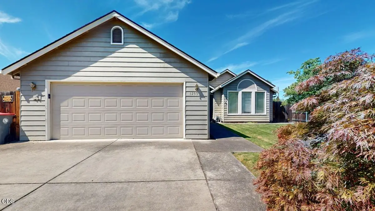 1259 N Modoc Avenue, Medford, OR 97504 - #1