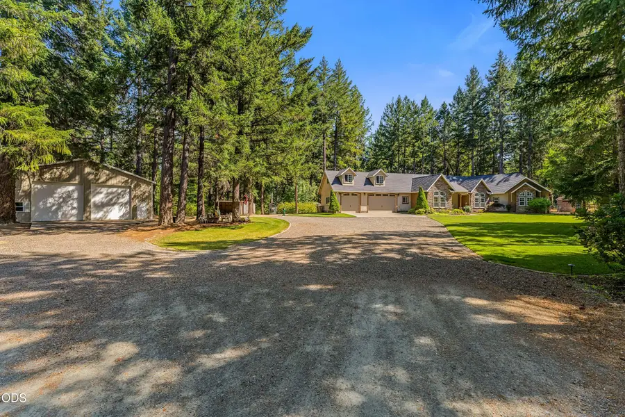 232 Riessen Road, Grants Pass, OR 97526 - #2