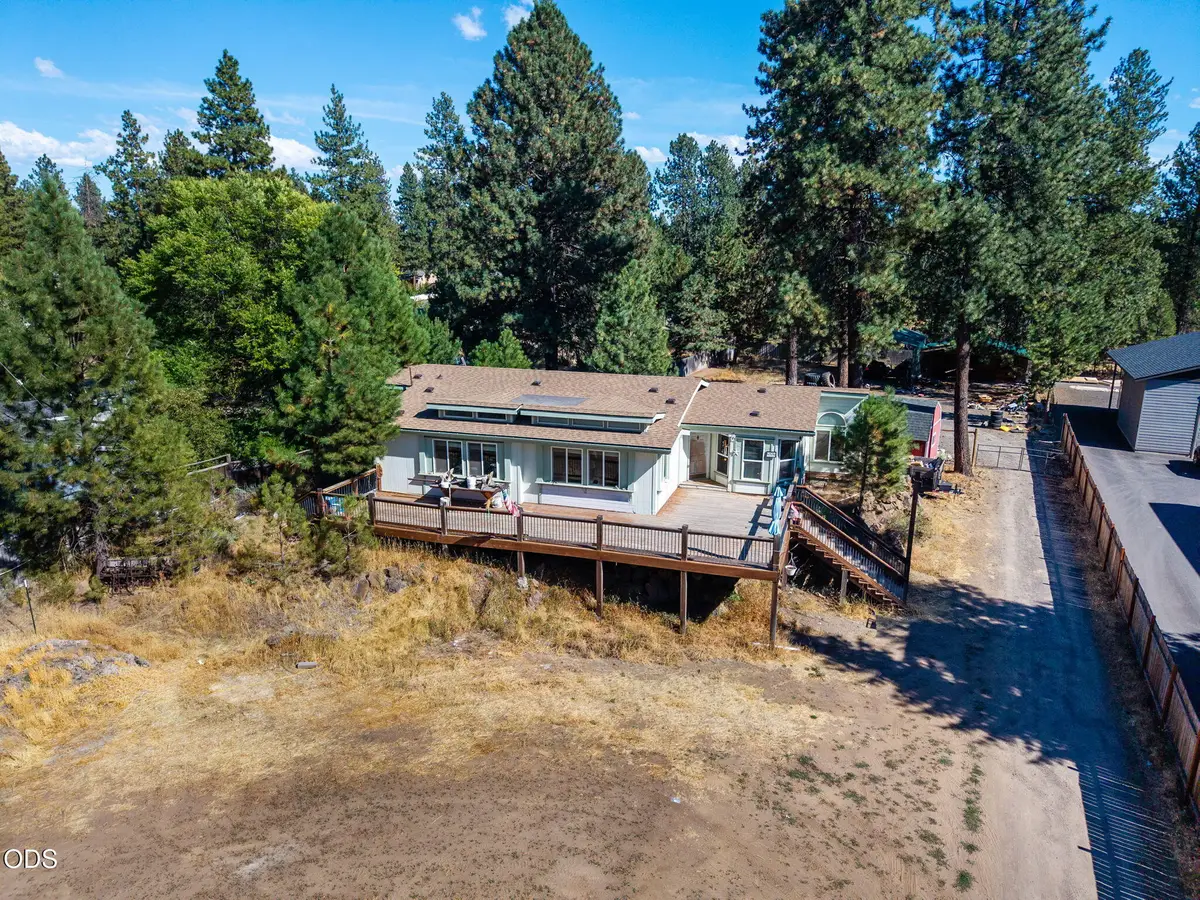 19539 River Woods Drive, Bend, OR 97702 - #1
