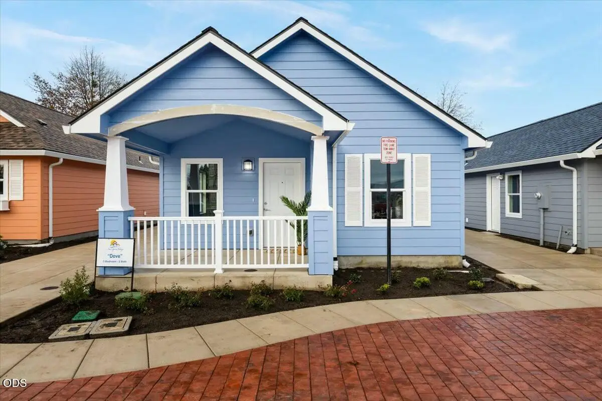 144 Esperanza Court #Lot 7, Medford, OR 97501 - #1