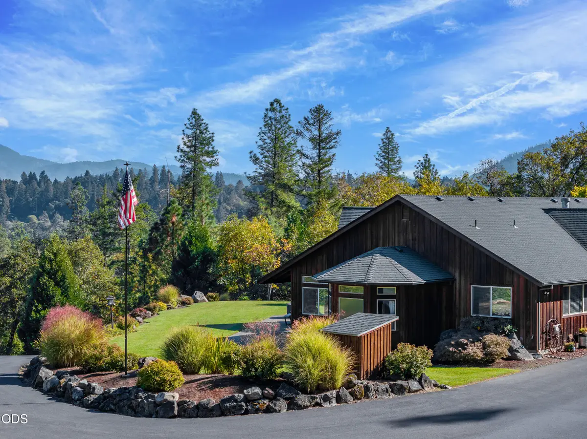 850 Riverbanks Road, Grants Pass, OR 97527 - #1