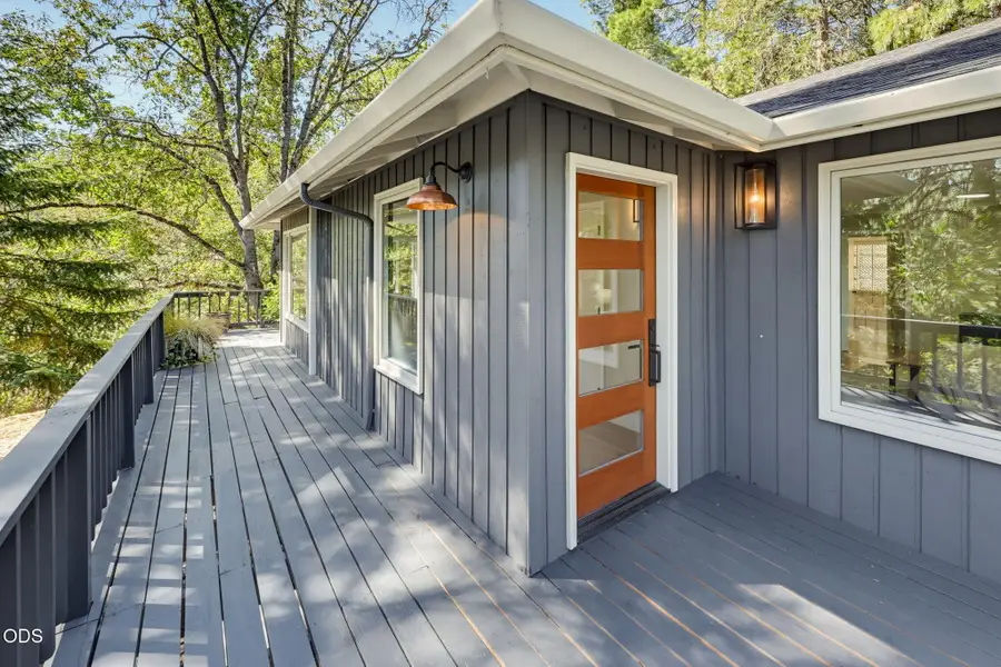 152 Strawberry Lane, Ashland, OR 97520 - #3