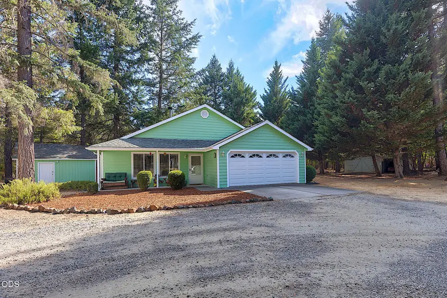 725 Williamson Loop, Grants Pass, OR 97526 - #3