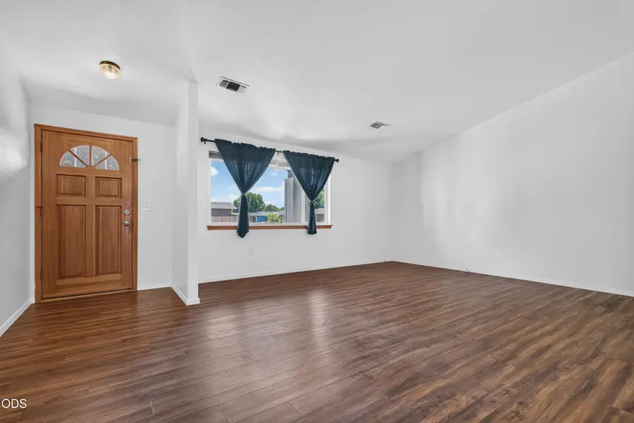 1011 Coachman Drive, Central Point, OR 97502 - #3