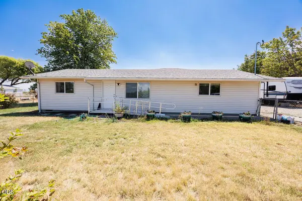 2941 Sylvia Road, Medford, OR 97502