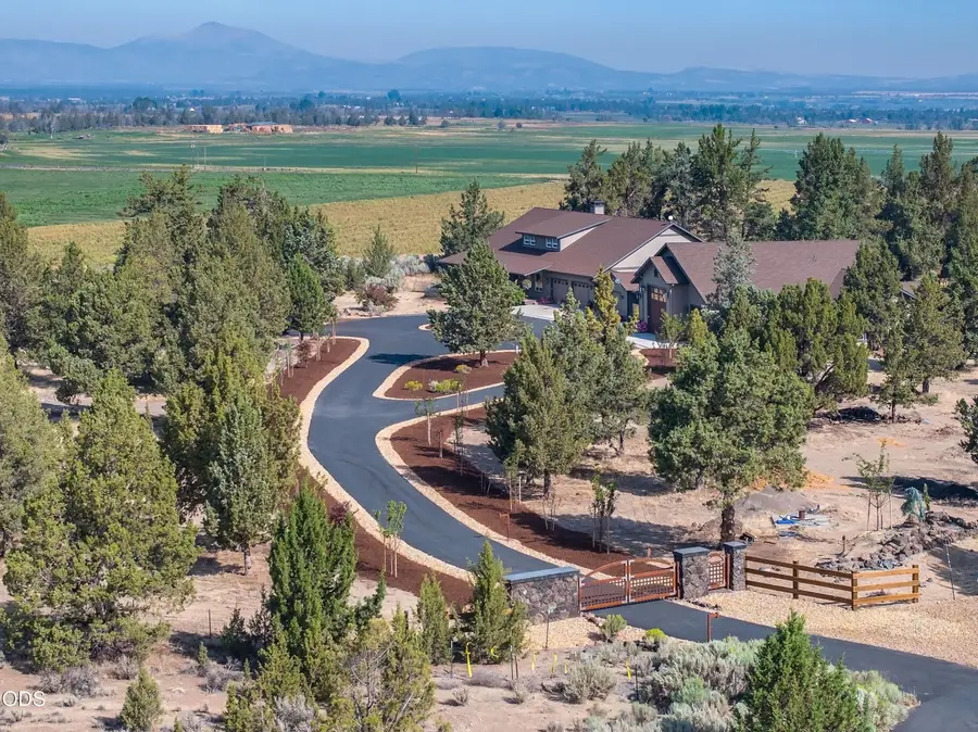 6501 SW Joshua Court, Powell Butte, OR 97753 - #2