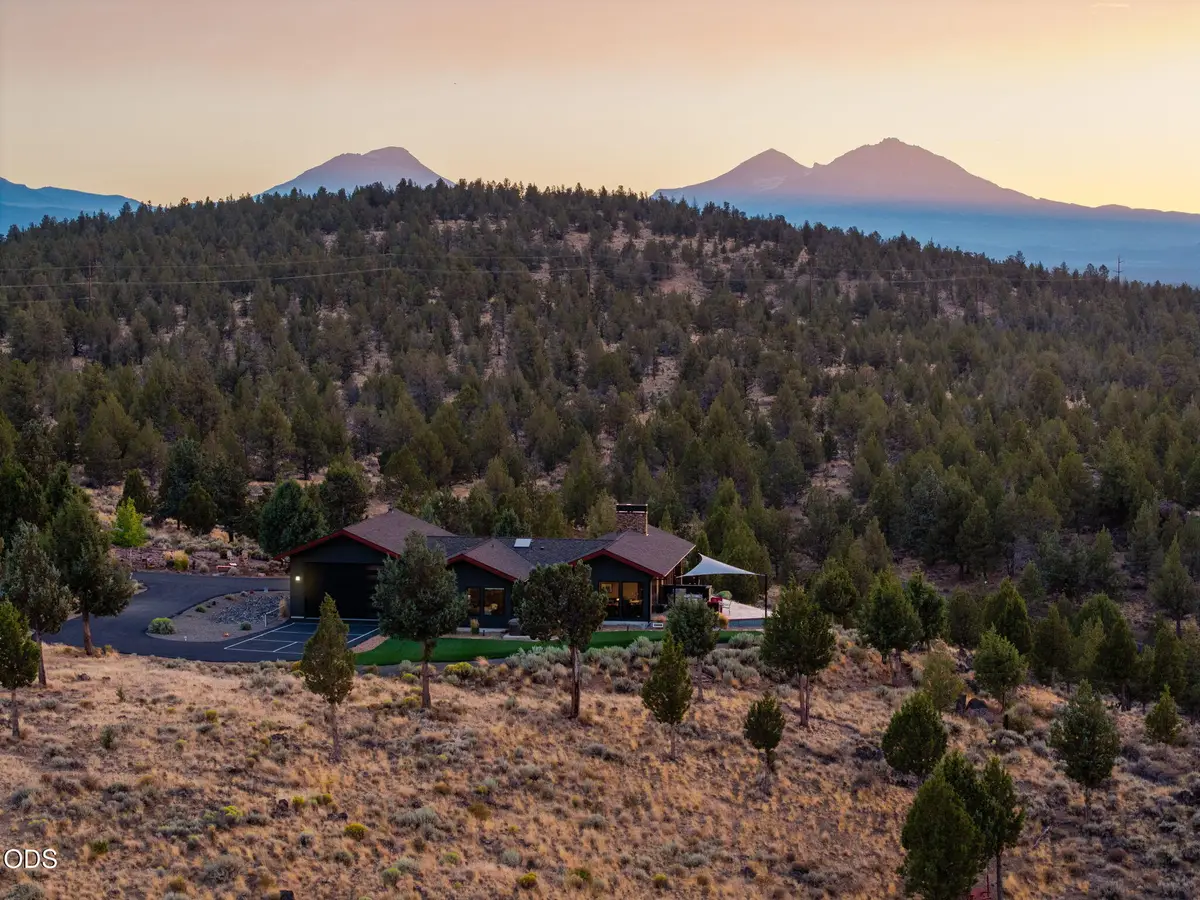 17771 Warrin Road, Sisters, OR 97759 - #1