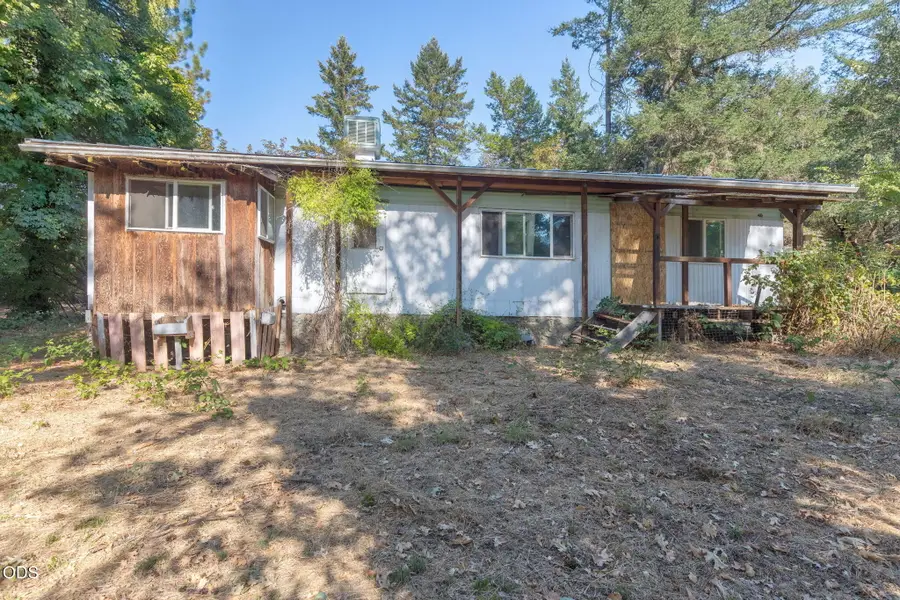 7079 Rogue River Highway, Rogue River, OR 97537 - #2