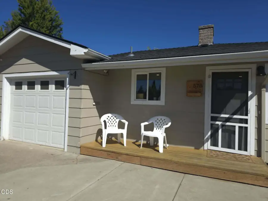 575 Bush Street, Central Point, OR 97502 - #3