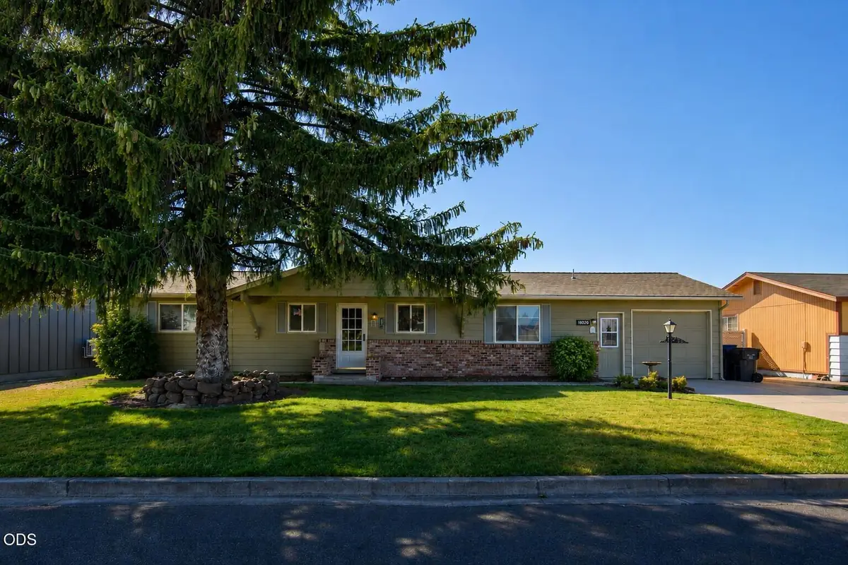 1509 NW 8th Street, Redmond, OR 97756 - #1