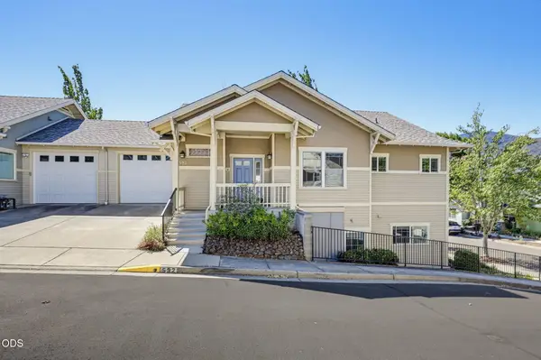 592 Nandina Street, Ashland, OR 97520