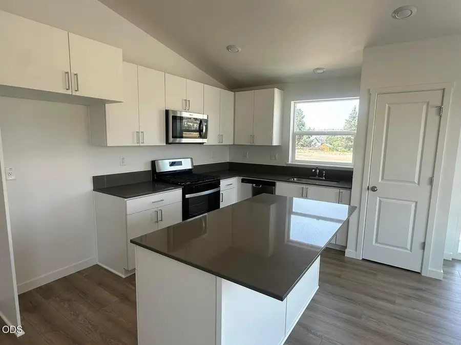 604 NE Mcgee Street #156, Madras, OR 97741 - #3