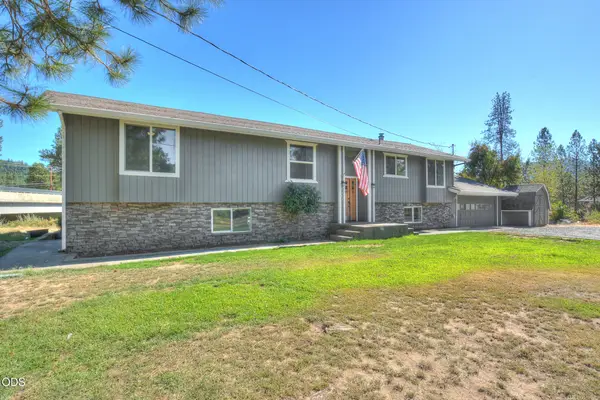 7875 E Evans Creek Road, Rogue River, OR 97537