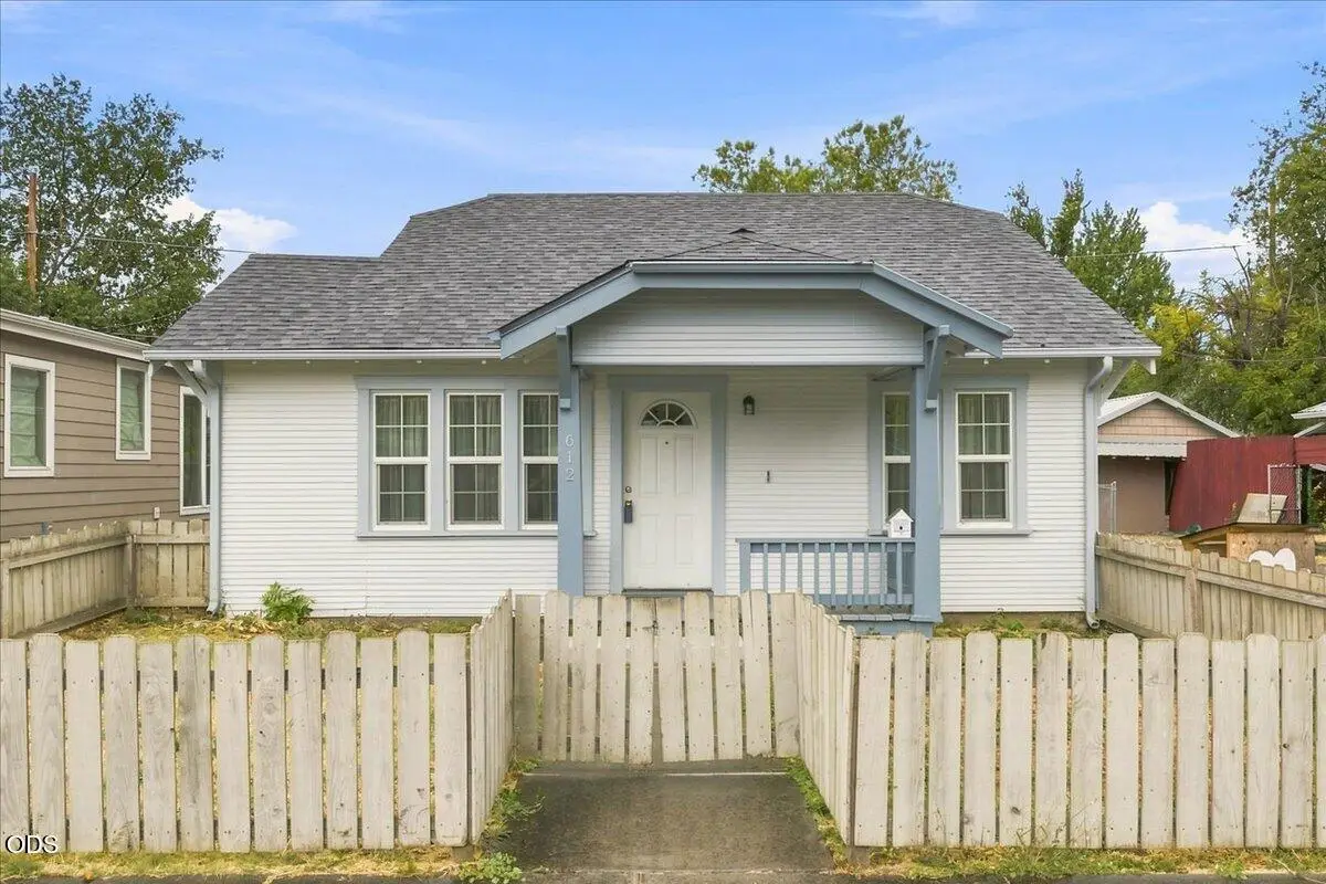 612 S Ivy Street, Medford, OR 97501 - #1