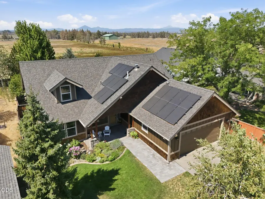 2238 NW Oak Avenue, Redmond, OR 97756 - #3