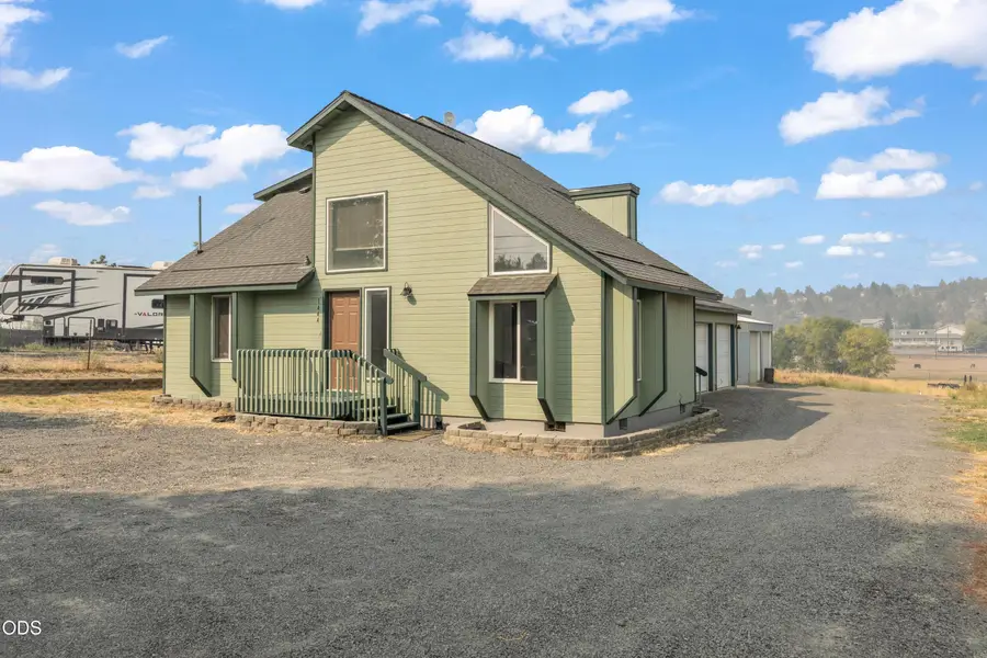 1444 SW Marie Street, Madras, OR 97741 - #3