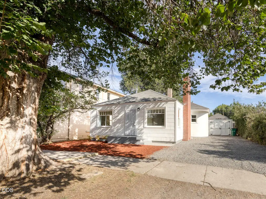 2121 Garden Avenue, Klamath Falls, OR 97601 - #1