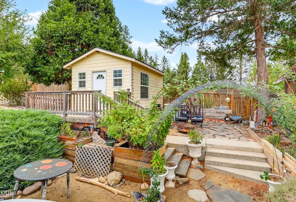 5520 Hwy 238, Jacksonville, OR 97530