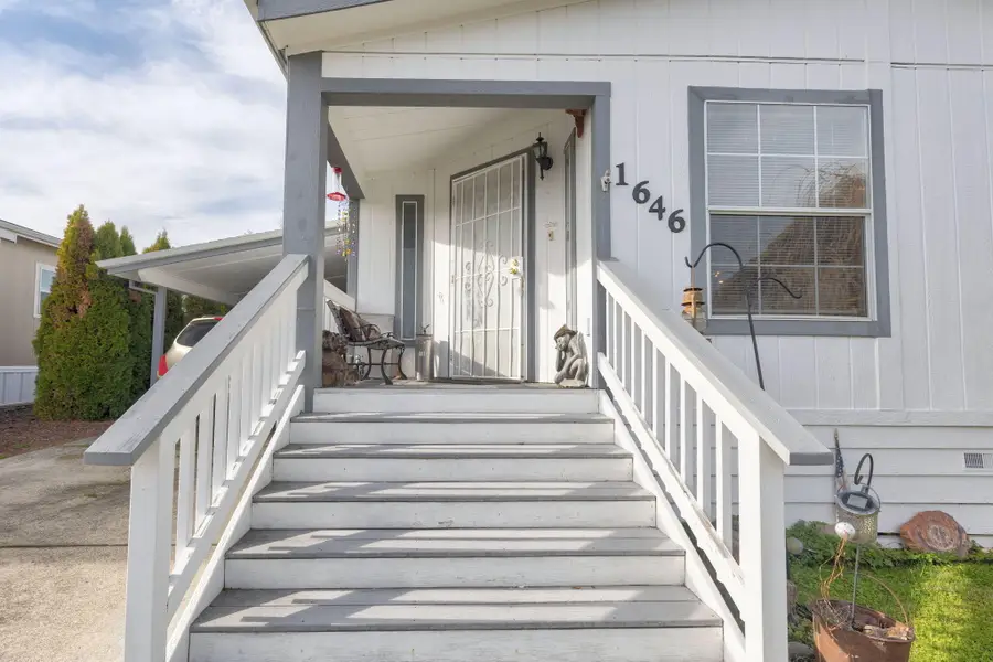 1646 Darin Drive, Grants Pass, OR 97527 - #2