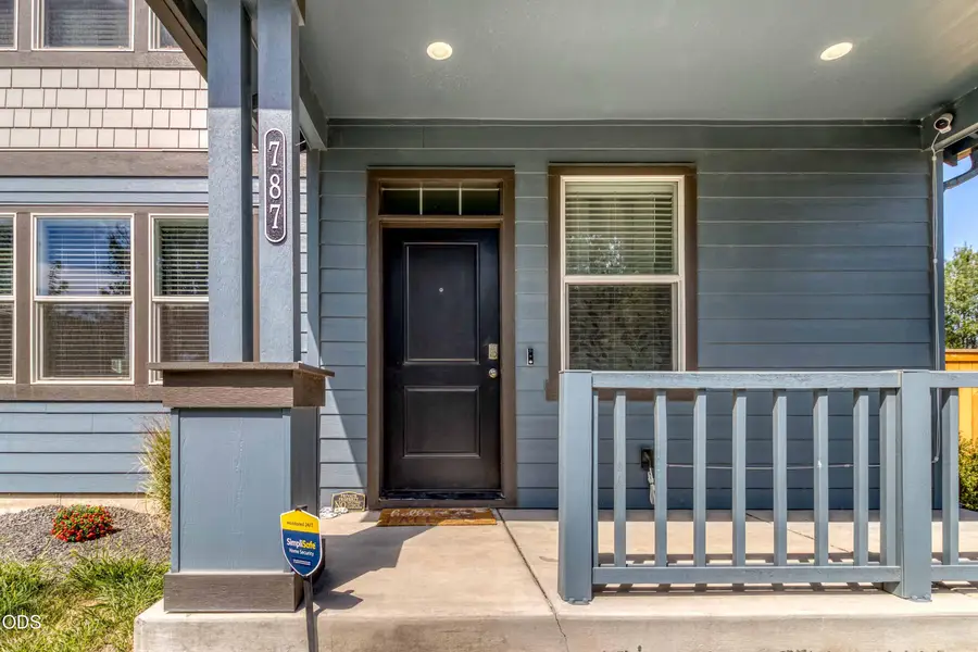 787 NE Union Loop, Prineville, OR 97754 - #2