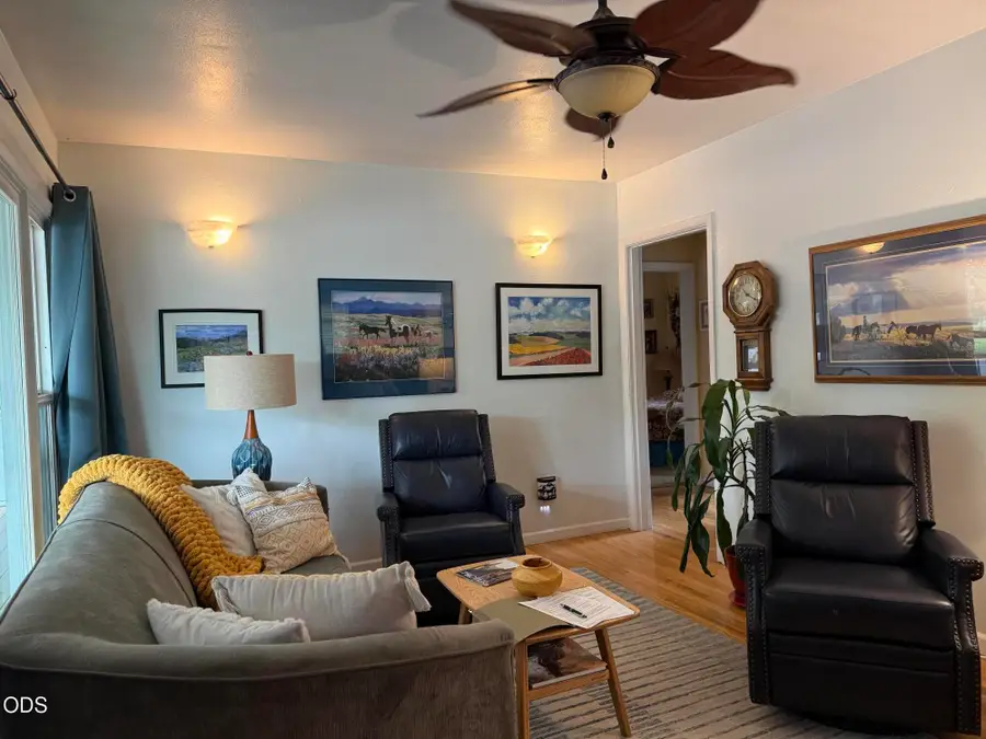 748 NE 4th Street, Prineville, OR 97754 - #3