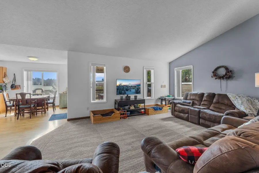 2085 SE Sagebrush Drive, Madras, OR 97741 - #3