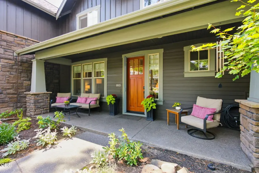 1683 NW Lewis Street, Bend, OR 97703 - #3