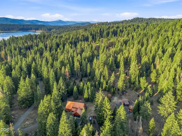 7696 Hyatt Prairie, Ashland, OR 97520