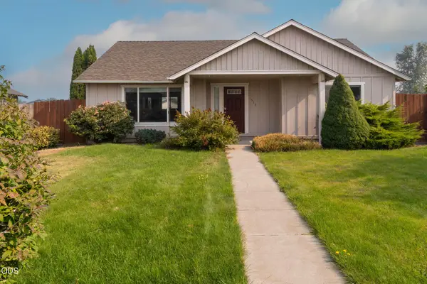 513 SW Sunrise Circle, Metolius, OR 97741