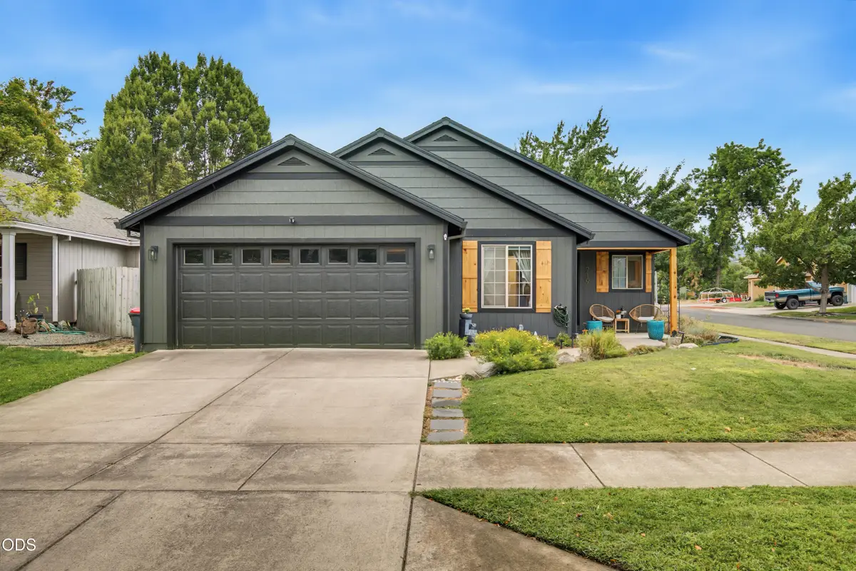 719 Nobility Drive, Medford, OR 97501 - #1
