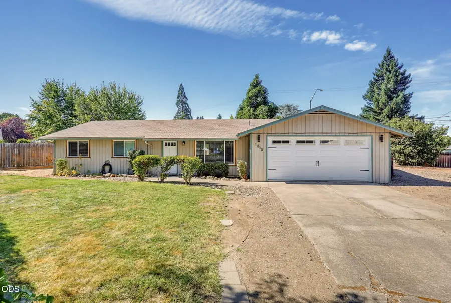 1210 Jasper Street, Medford, OR 97501 - #3