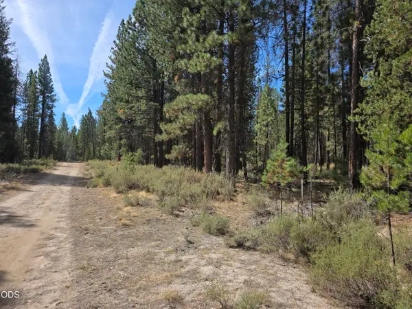 50429 Cascade Street, La Pine, OR 97739