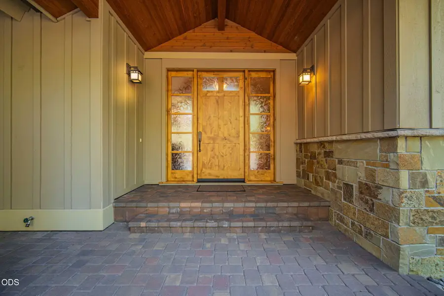 56311 Fireglass Loop, Bend, OR 97707 - #3