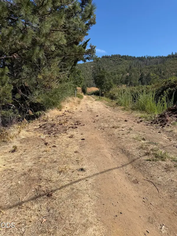 Tolman Cr Road, Ashland, OR 97520