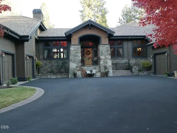 61858 Bunker Hill Court, Bend, OR 97702