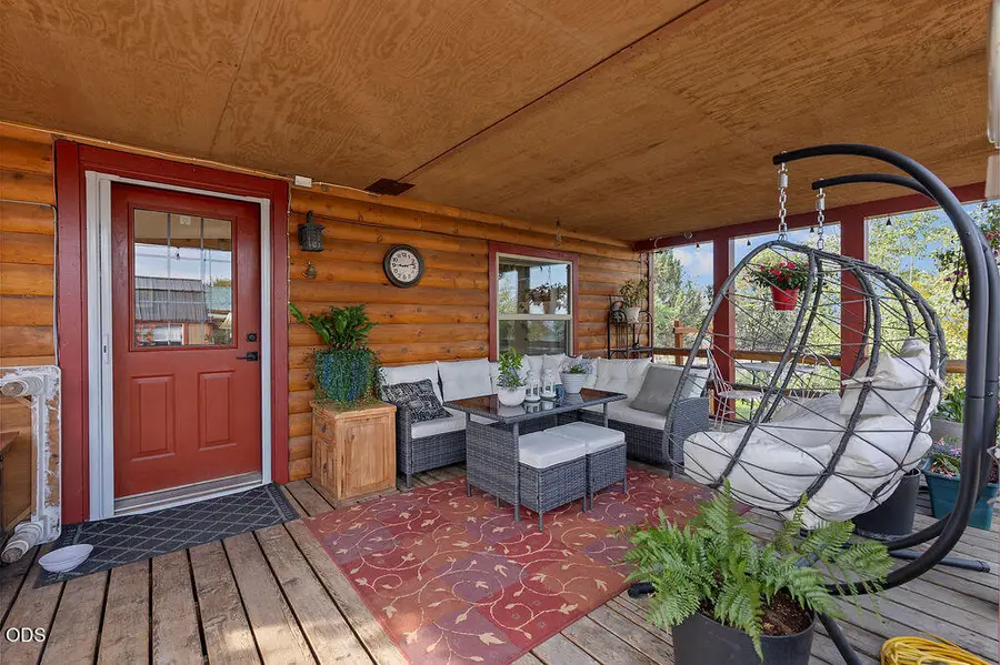 15491 SE Paiute, Prineville, OR 97754 - #2