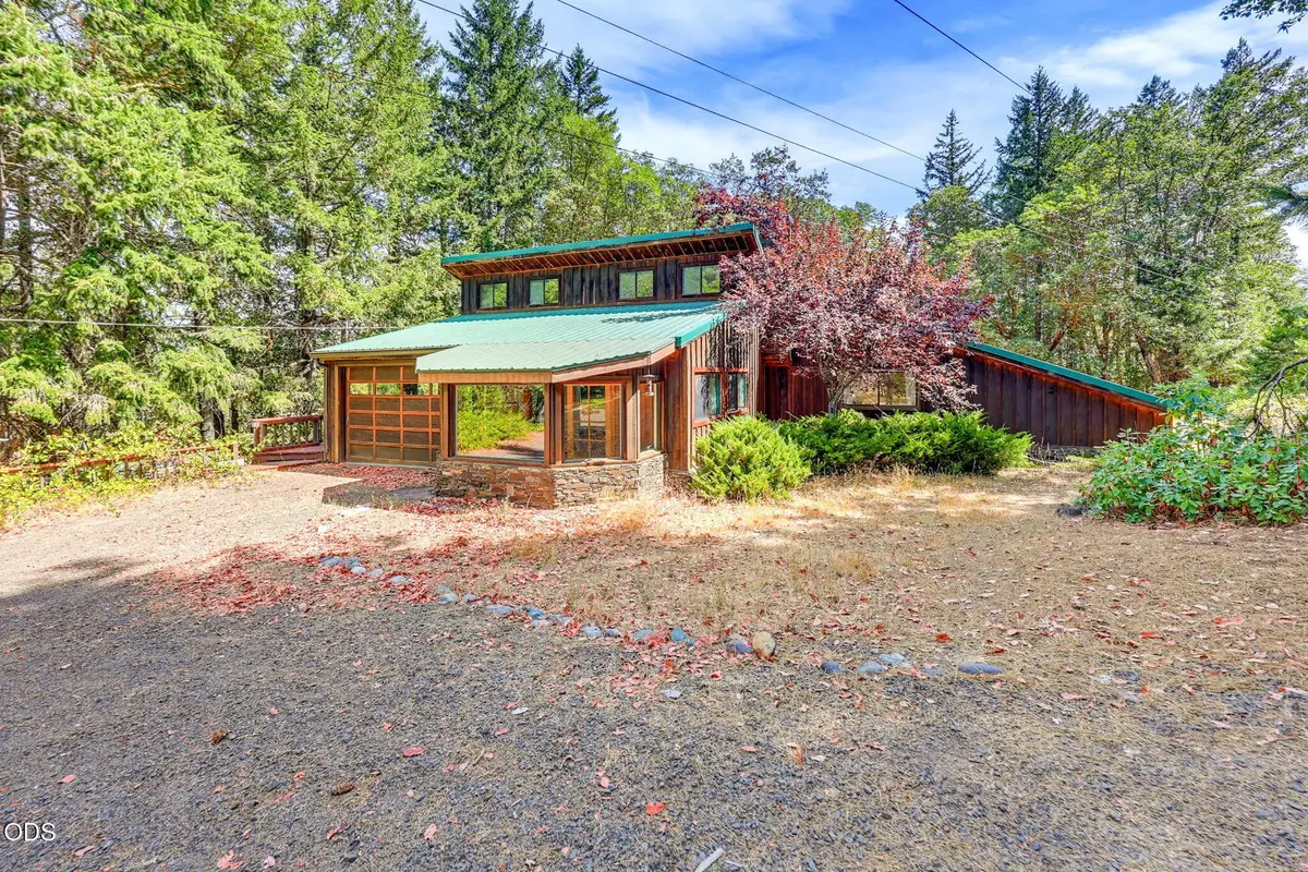 5010 Old Highway 99 S, Ashland, OR 97520 - #1