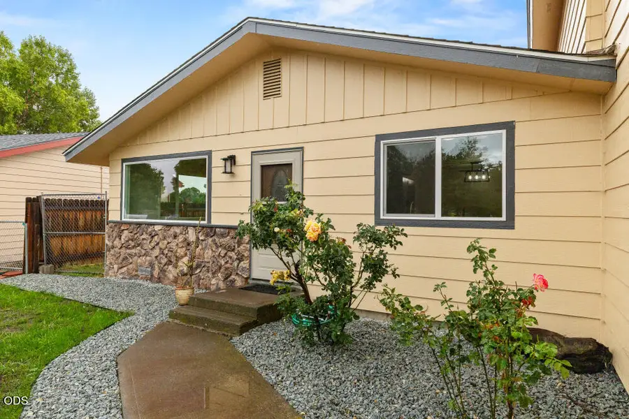 4719 Hope Street, Klamath Falls, OR 97603 - #3