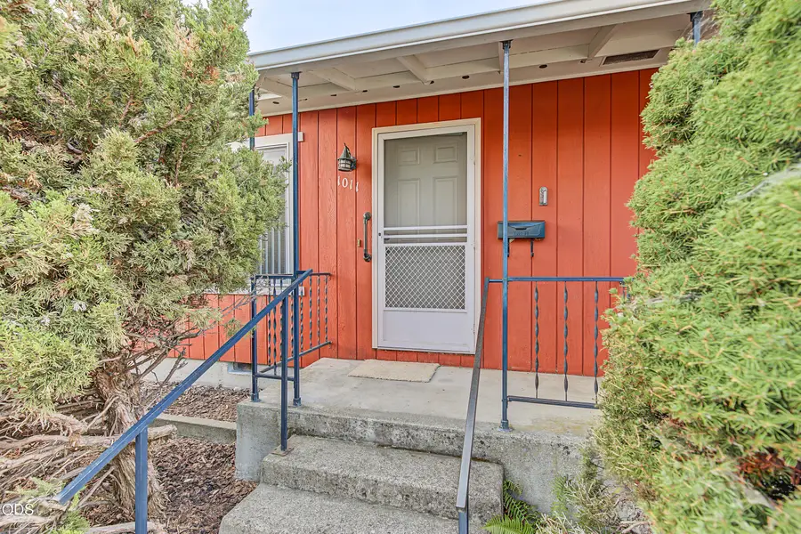 1007 W 9th Street, Medford, OR 97501 - #2