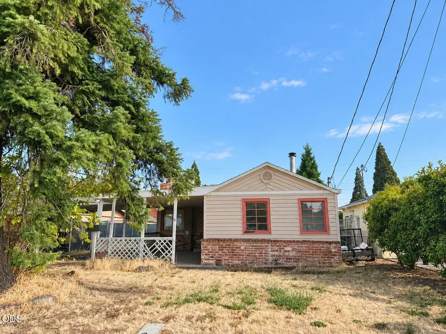 500 Grand Avenue, Central Point, OR 97502 - #3