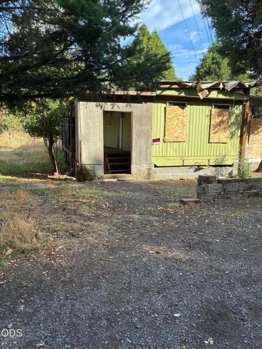 21833 Antioch Road, White City, OR 97503 - #2