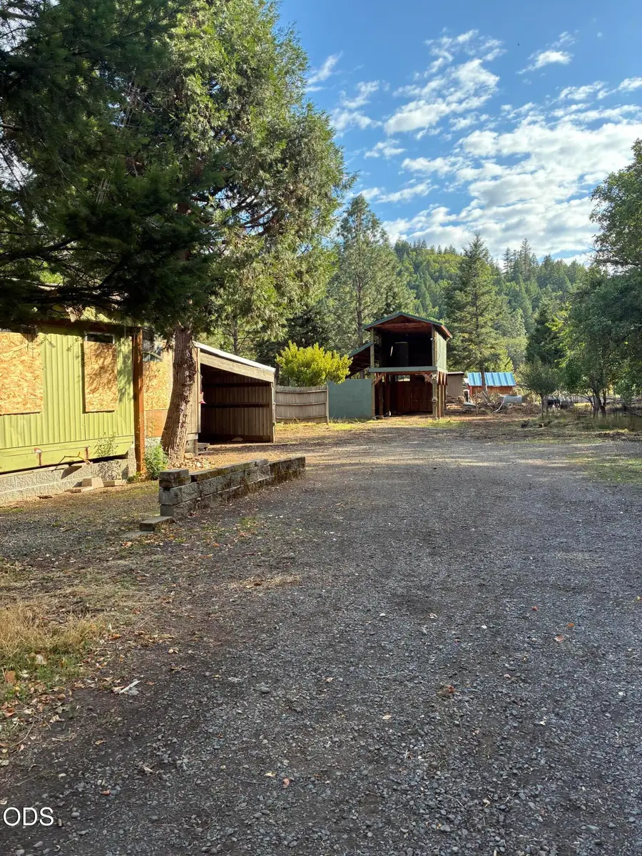 21833 Antioch Road, White City, OR 97503 - #3