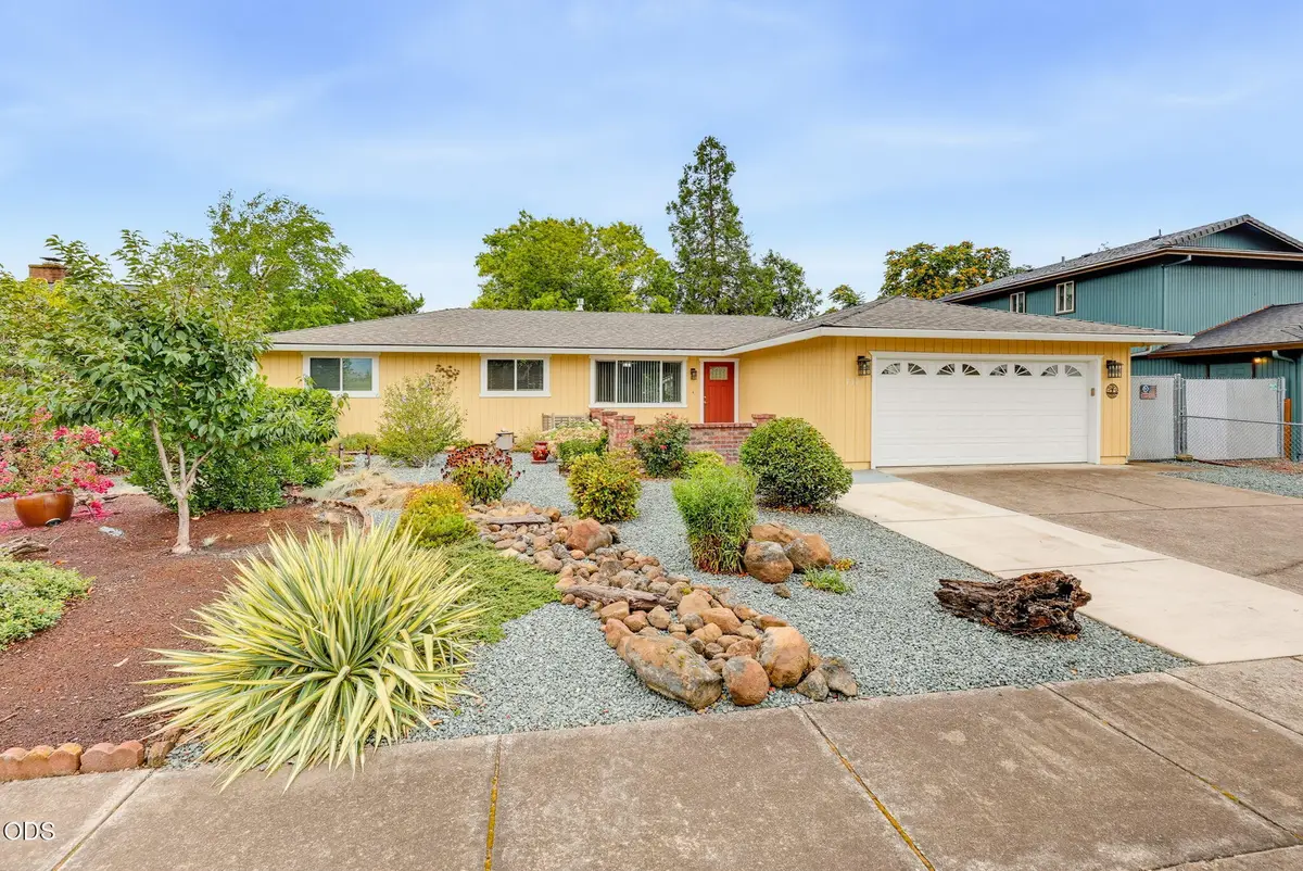 732 Sandra Lane, Central Point, OR 97502 - #1