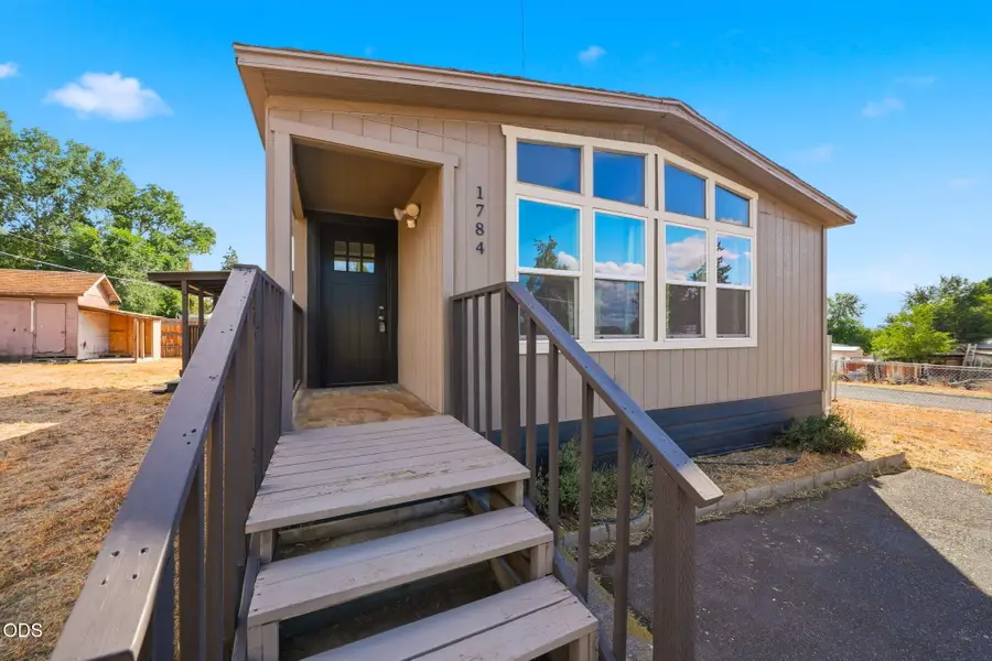1784 NW Central Avenue, Terrebonne, OR 97760 - #3
