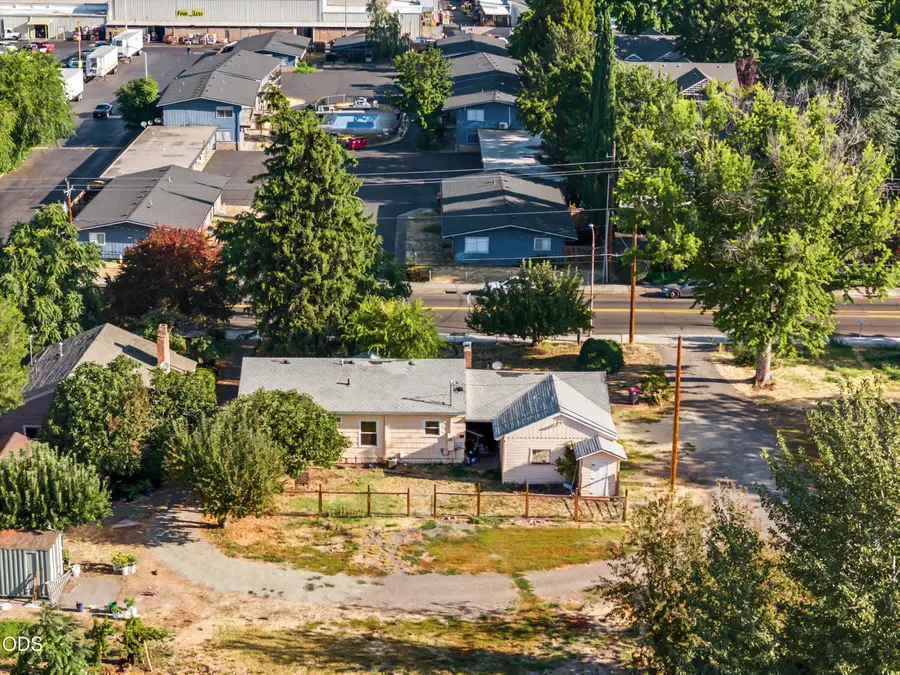 1212 - 1220 Morrow Road, Medford, OR 97504 - #2