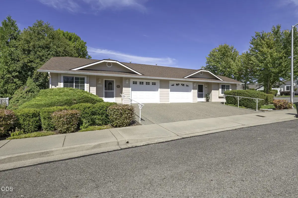 3036 University Road #3036-3038, Grants Pass, OR 97527 - #1
